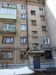 Добротная 2-х комнатная по Космонавтов